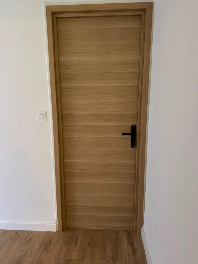 Accueil Porte en bois Hérault